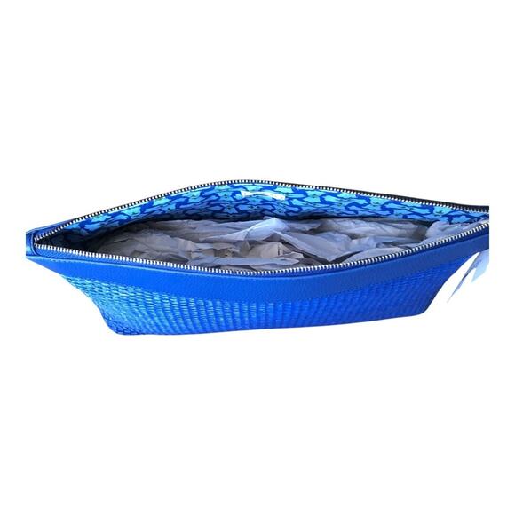 Vera Bradley Outlet Essential Pouch in Straw Beaucoup Blue Faux Leather Trim NWT - Picture 6 of 16